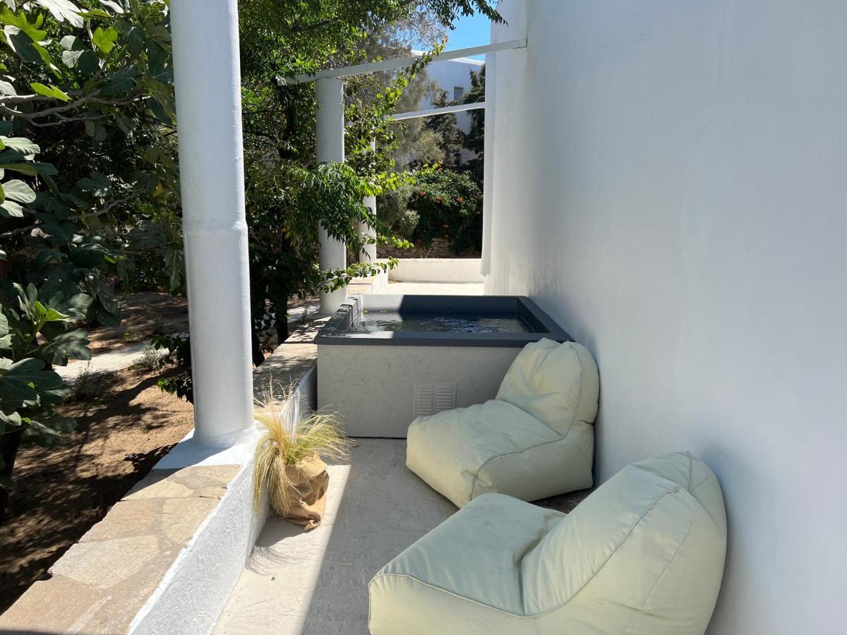 אורנוס Faos Exclusive Suites מראה חיצוני תמונה