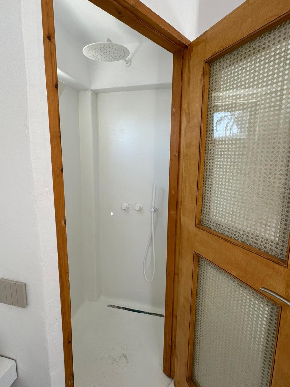 אורנוס Faos Exclusive Suites מראה חיצוני תמונה